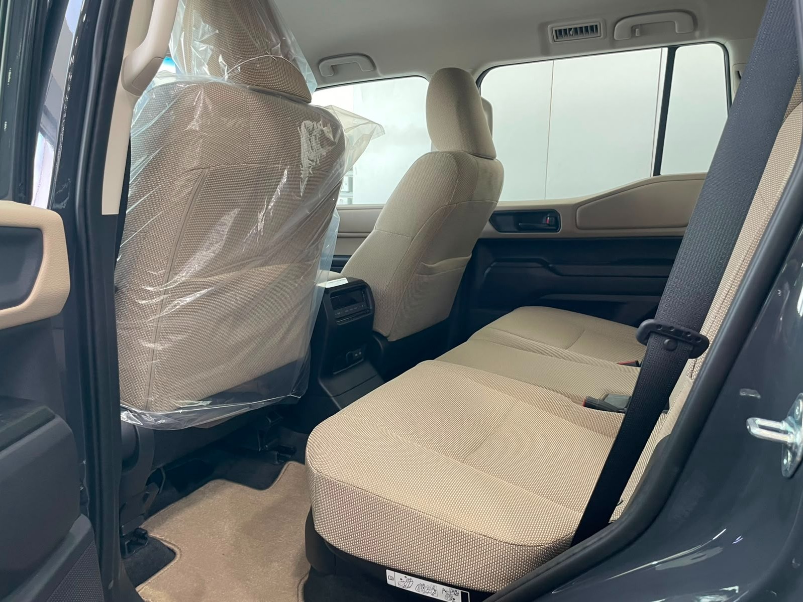 Toyota Prado V4 2026 - Image 3