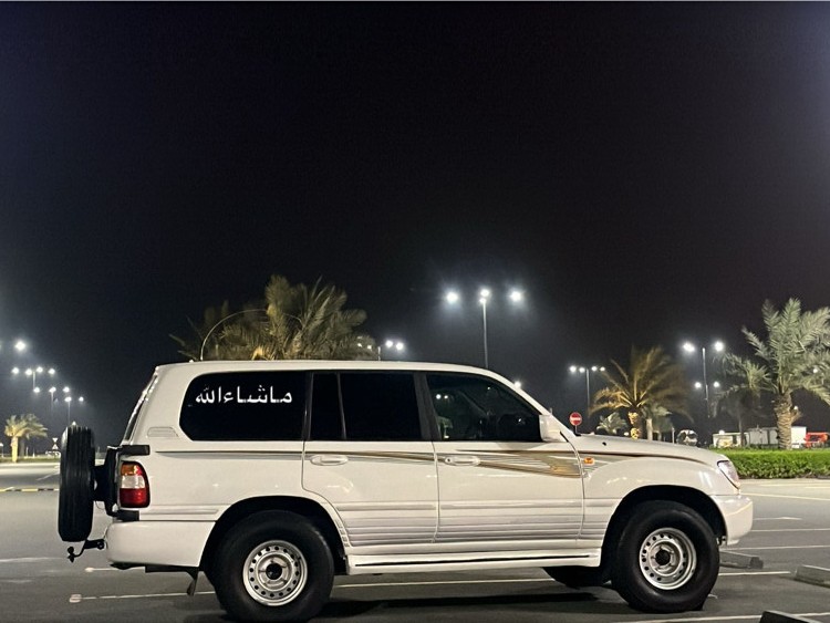 Toyota Land Cruiser VX.R 2003 - Image 2