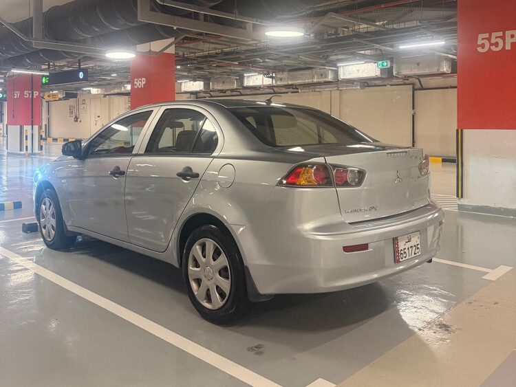 Mitsubishi Lancer EX 2.0 2015 - Image 3