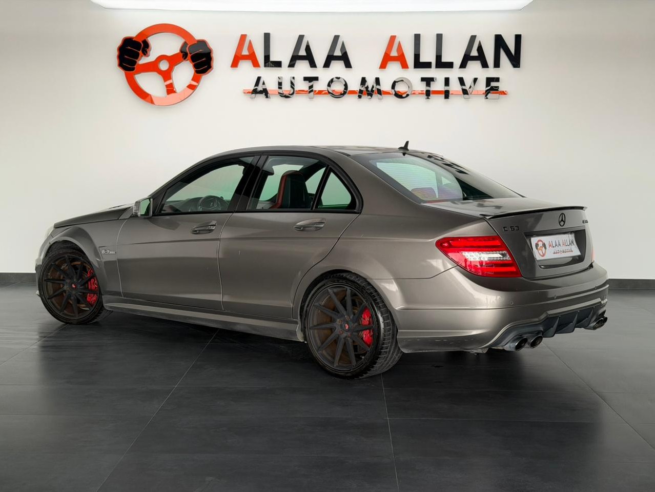 Mercedes-Benz C-Class Sedan 63 AMG 2014 - Image 4