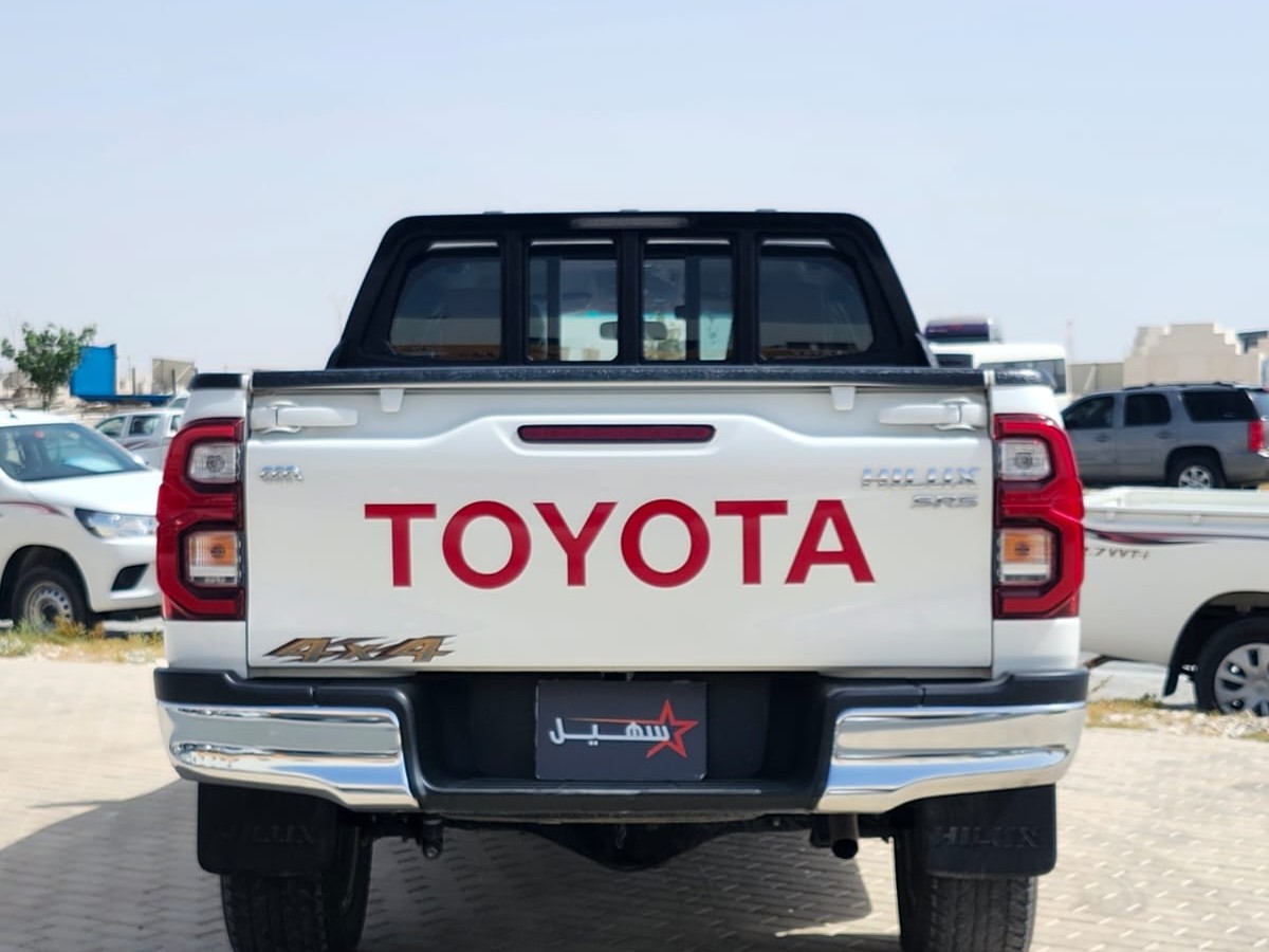 Toyota Hilux 2024 - Image 2