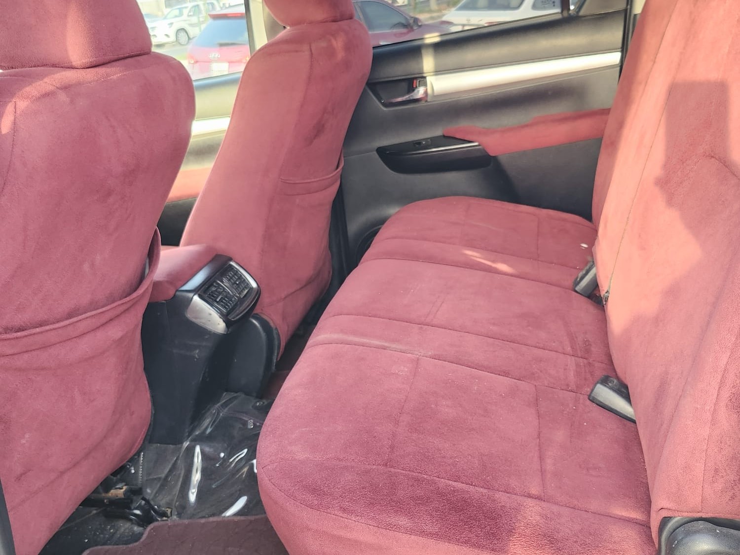 Toyota Hilux 2016 - Image 2
