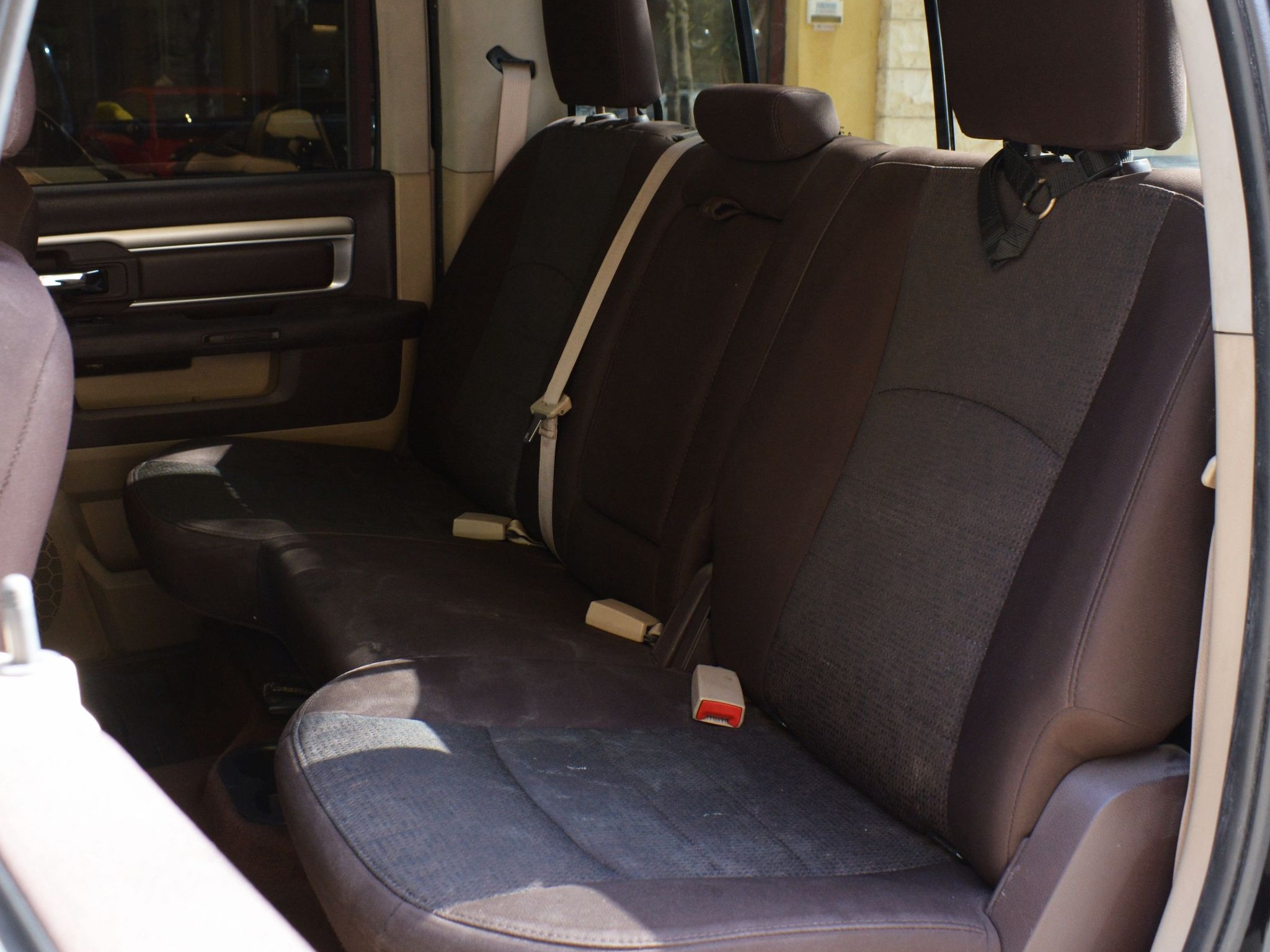 Dodge Ram 1500 2015 - Image 3