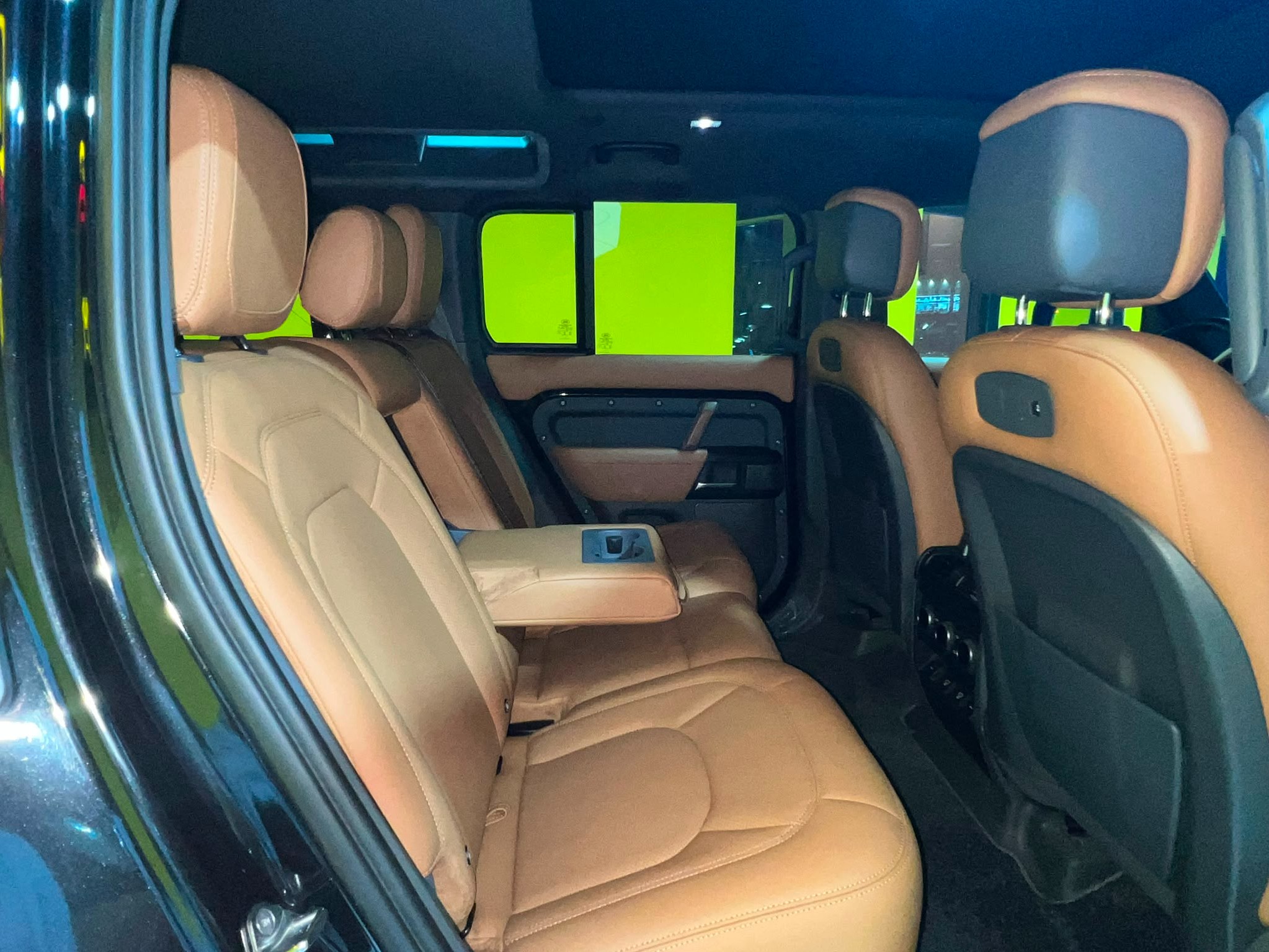 Land Rover Defender 110 HSE 2022 - Image 3