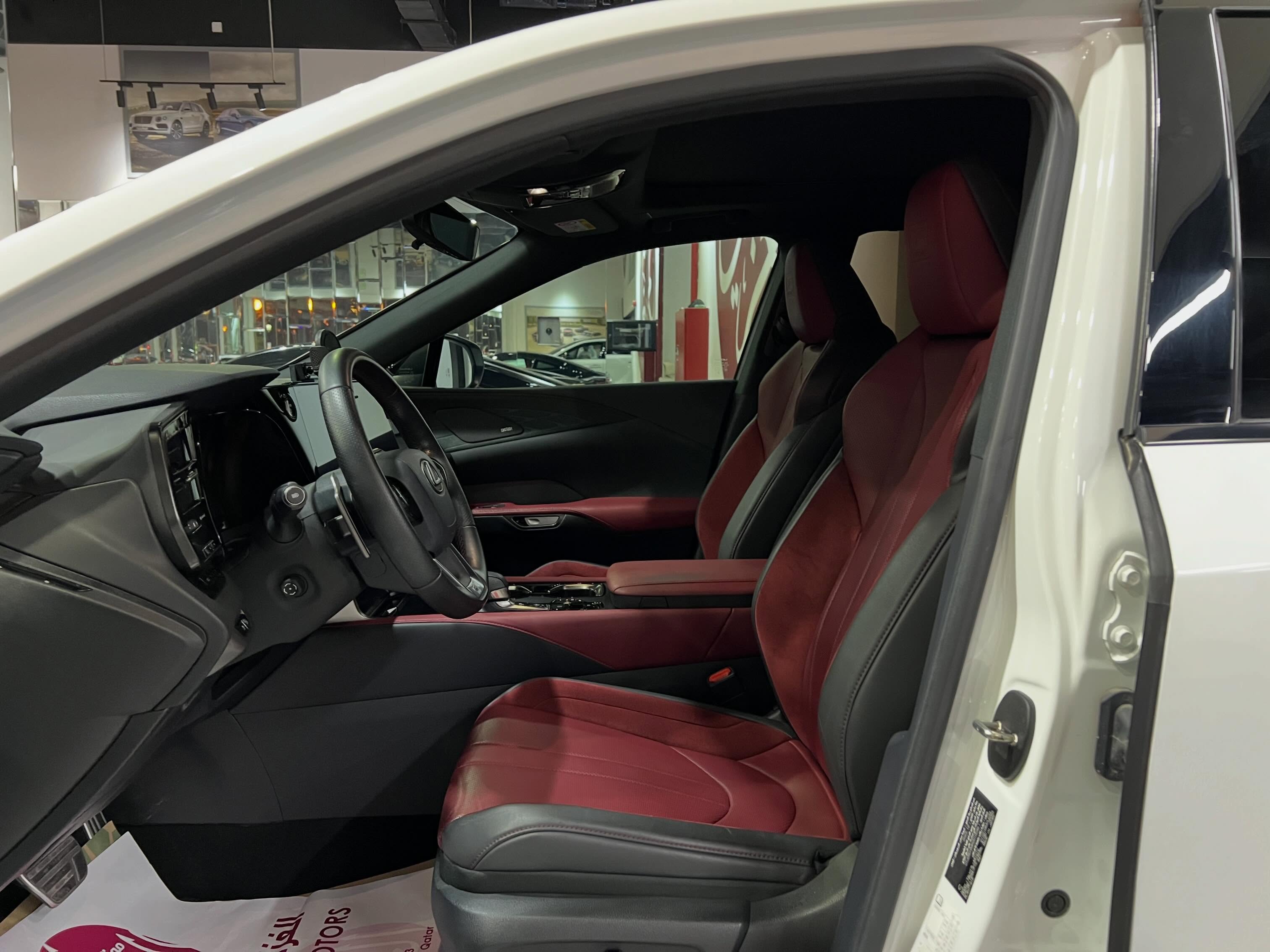 Lexus RX 500 2024 - Image 3