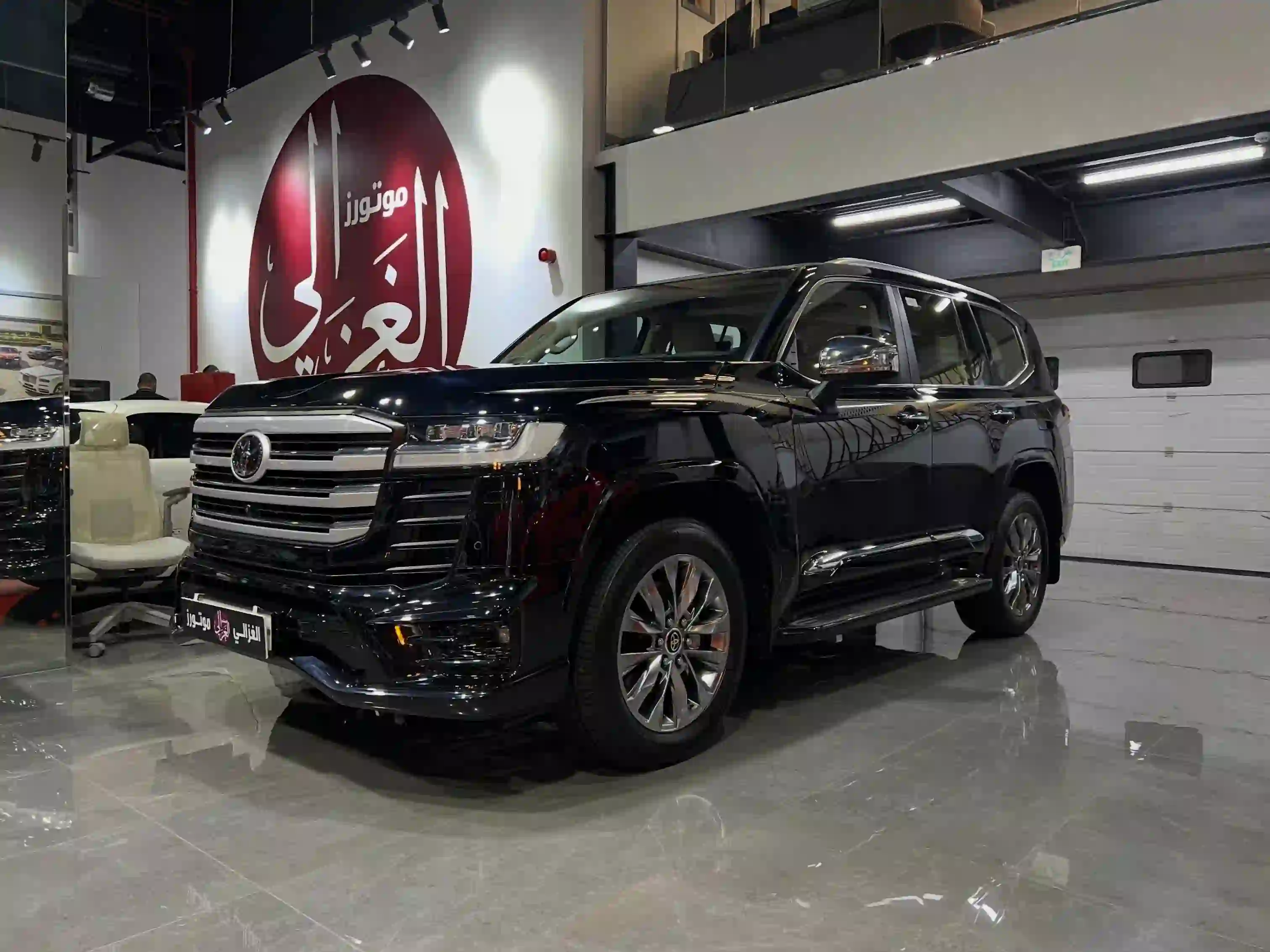 Toyota Land Cruiser VXR Twin Turbo 2025 - Image 2