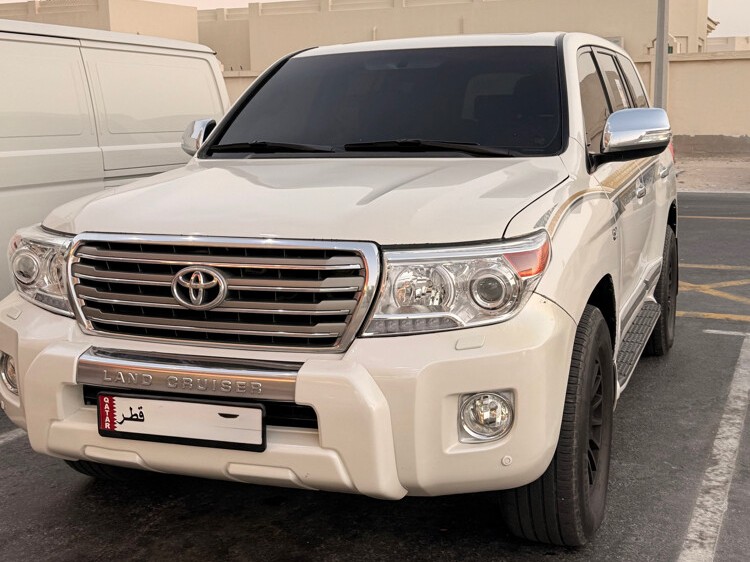 Toyota Land Cruiser VX.R 2012 - Image 1