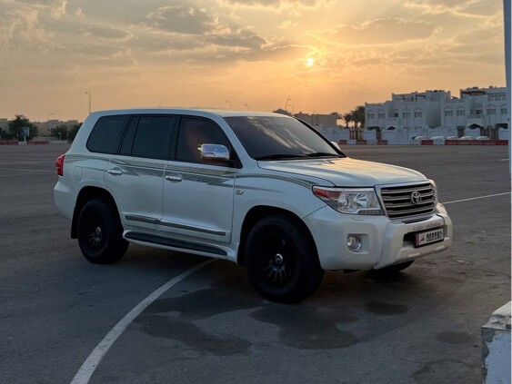 Toyota Land Cruiser VX.R 2012 - Image 3
