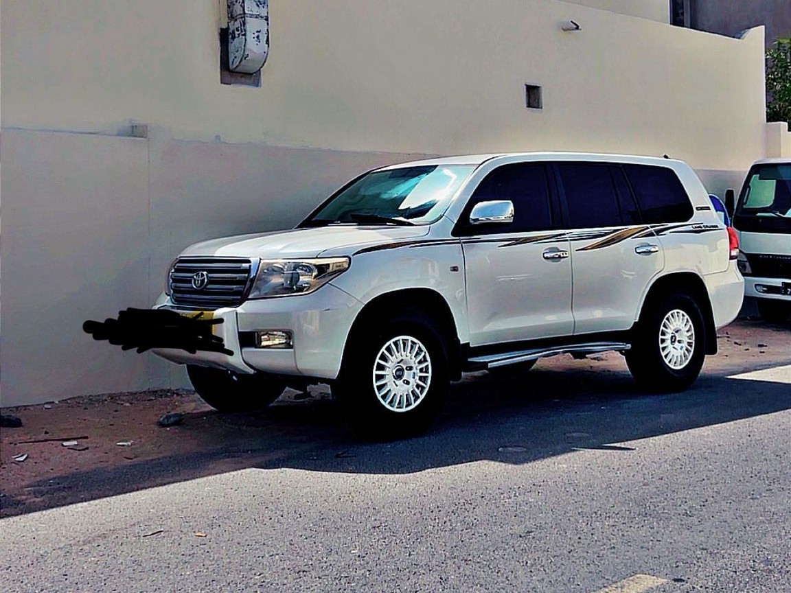 Toyota Land Cruiser GX.R 2010 - Image 1