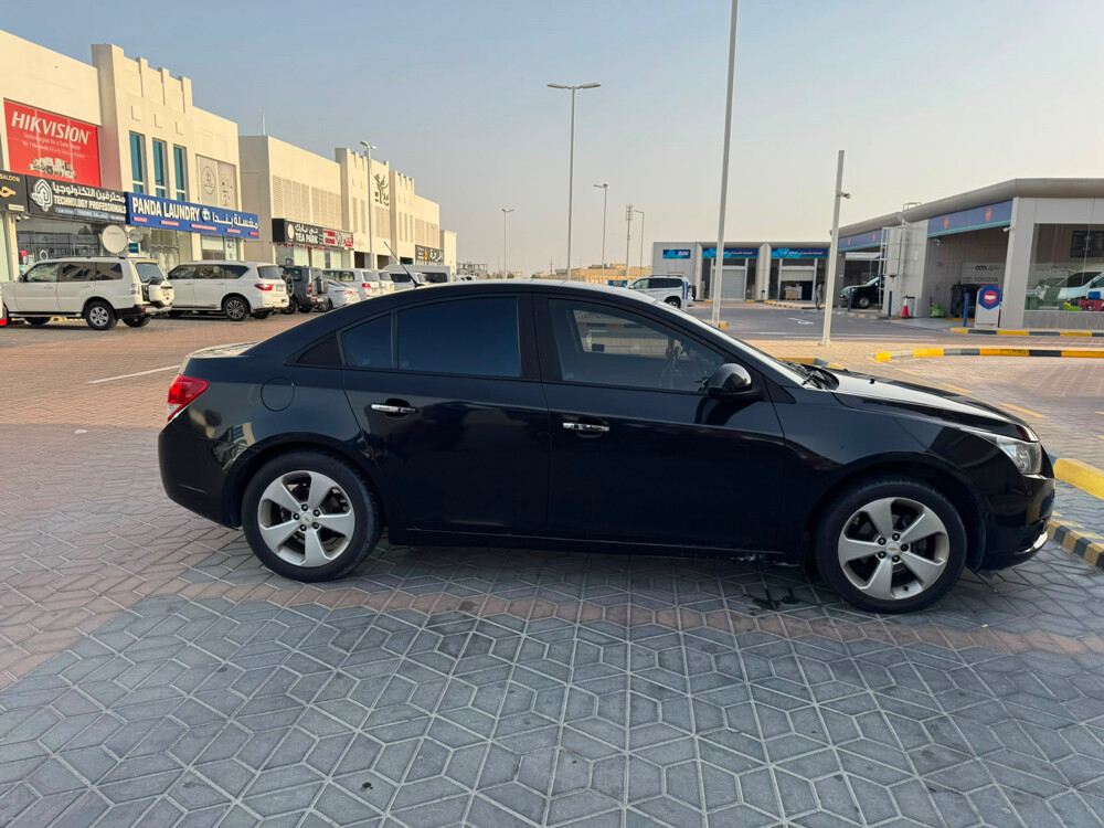 Chevrolet Cruze LT 2012 - Image 2