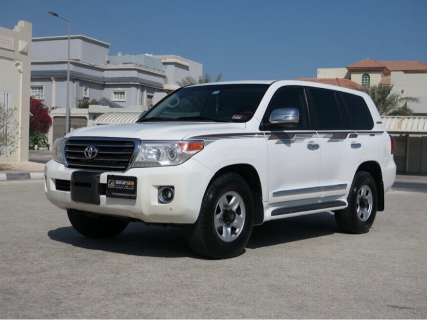 Toyota Land Cruiser GX.R 2014 - Image 2
