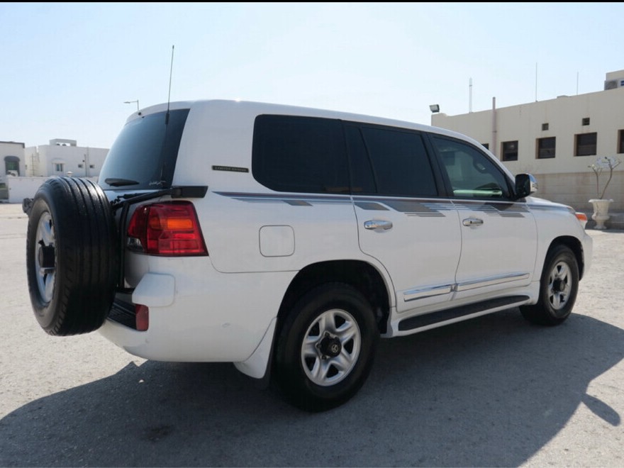 Toyota Land Cruiser GX.R 2014 - Image 4