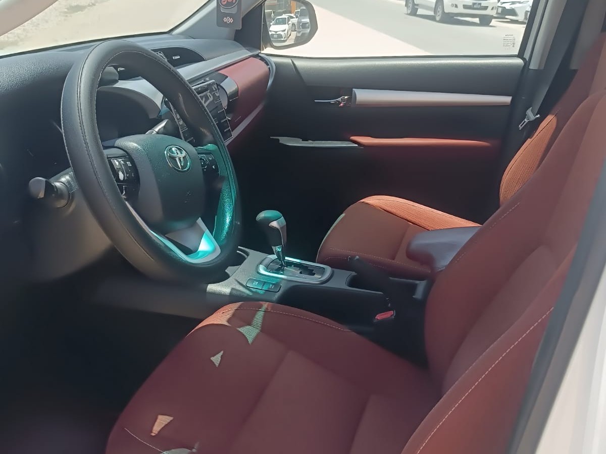 Toyota Hilux 2.7 2018 - Image 2