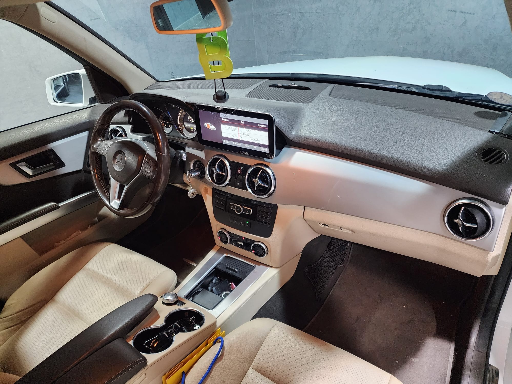 Mercedes-Benz GLK 250 2014 - Image 2