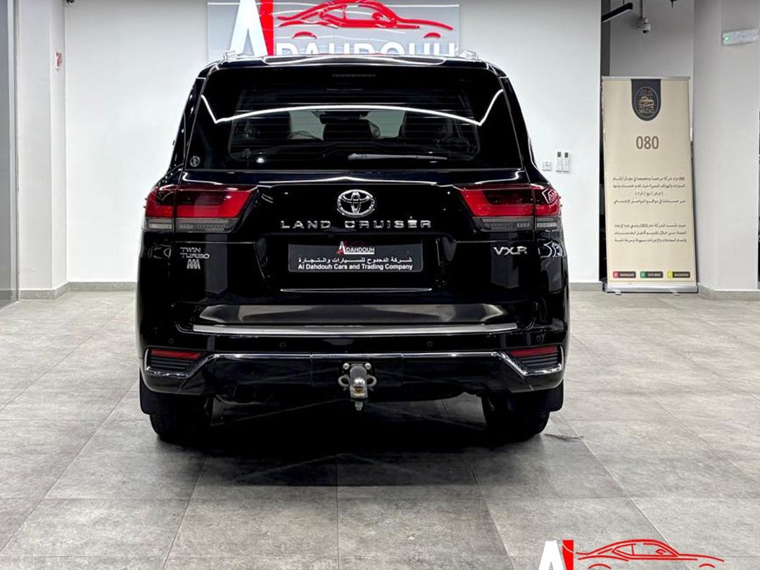 Toyota Land Cruiser VX.R 2022 - Image 3