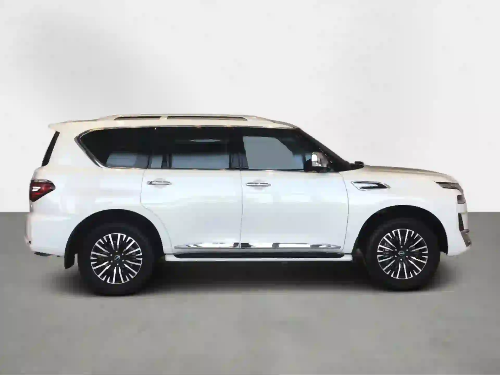 Nissan Patrol SE Platinum 2022 - Image 2