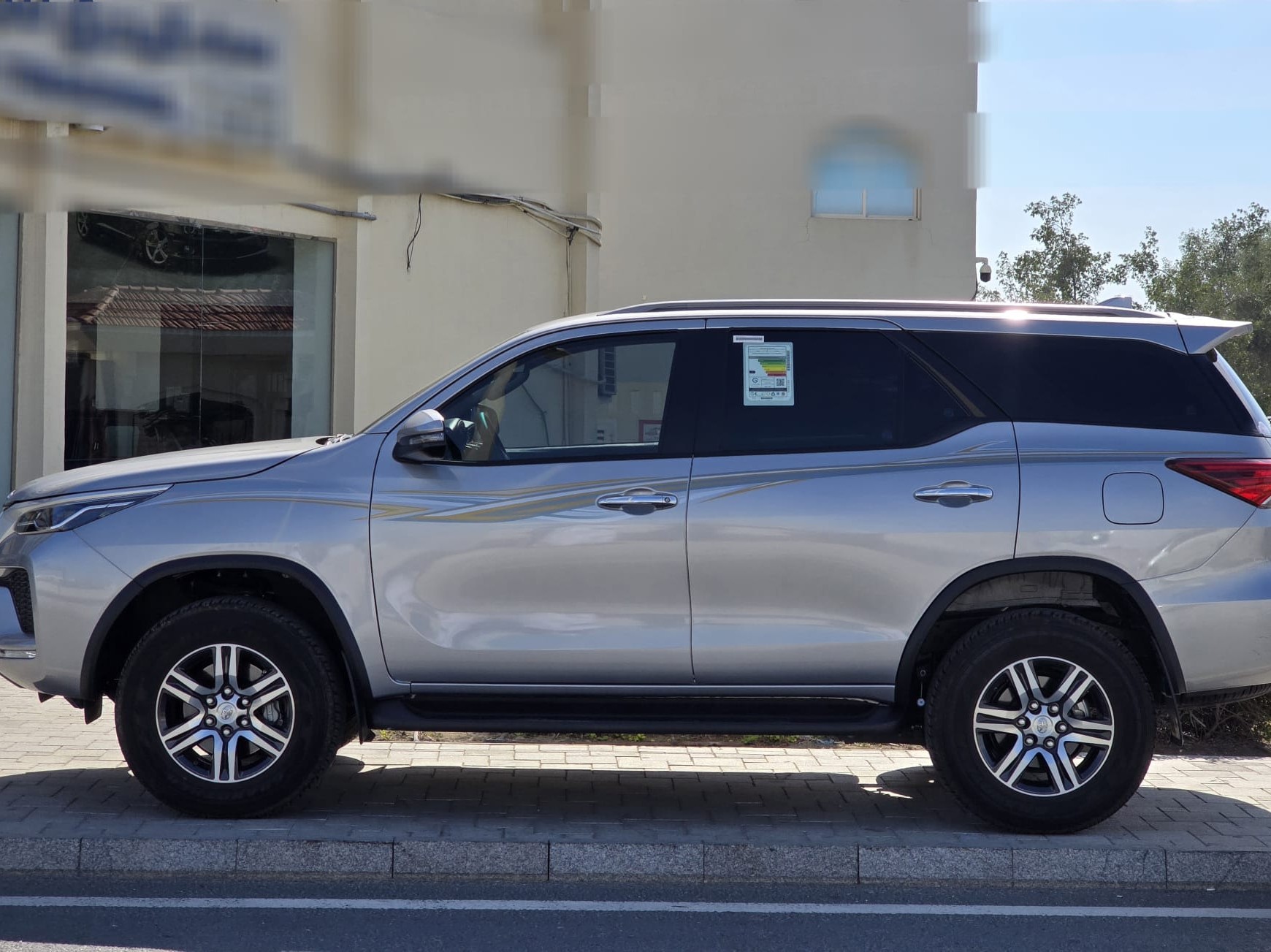 Toyota Fortuner 2024 - Image 4