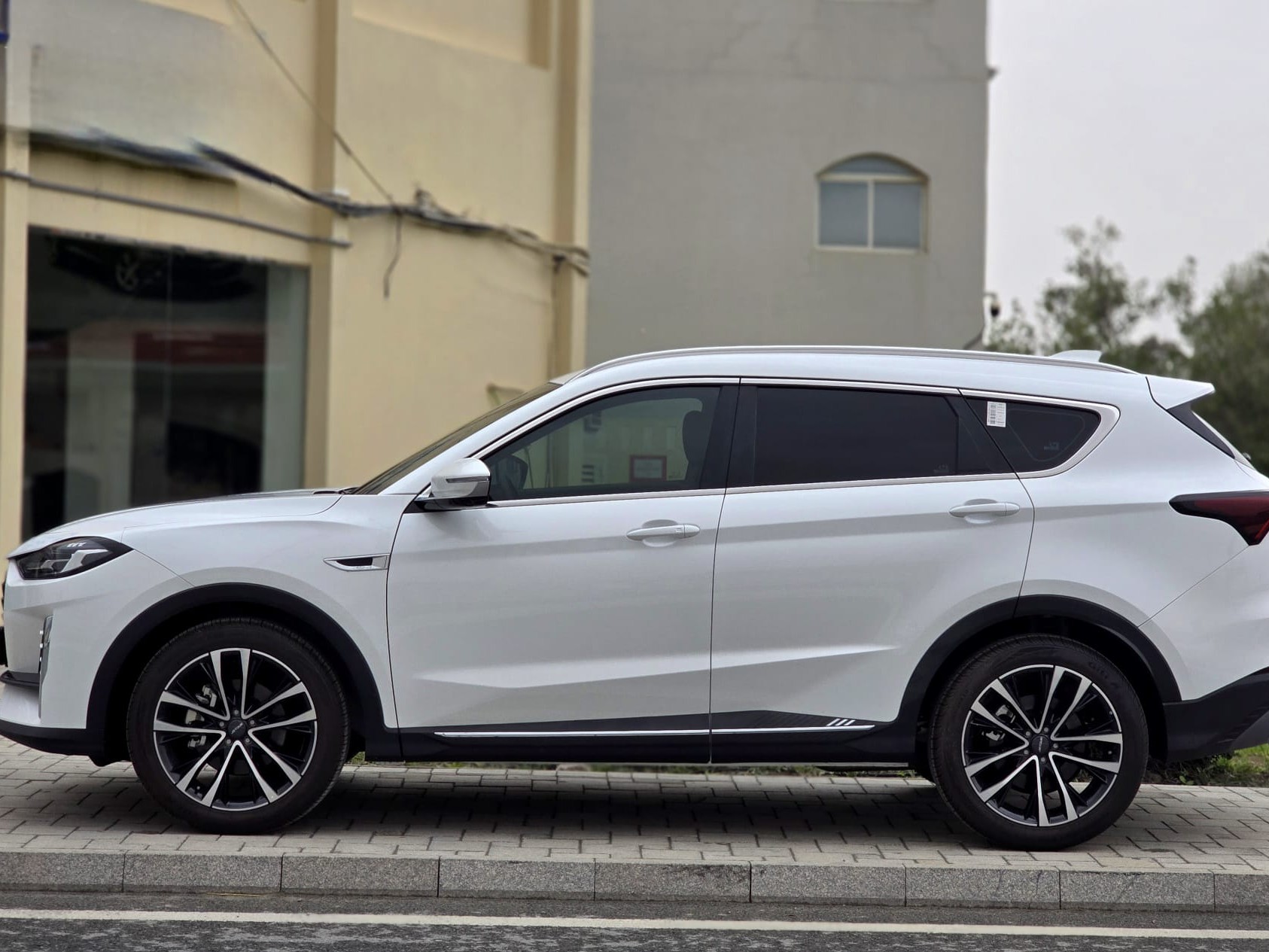 Jetour  X 70 plus  2026 - Image 4