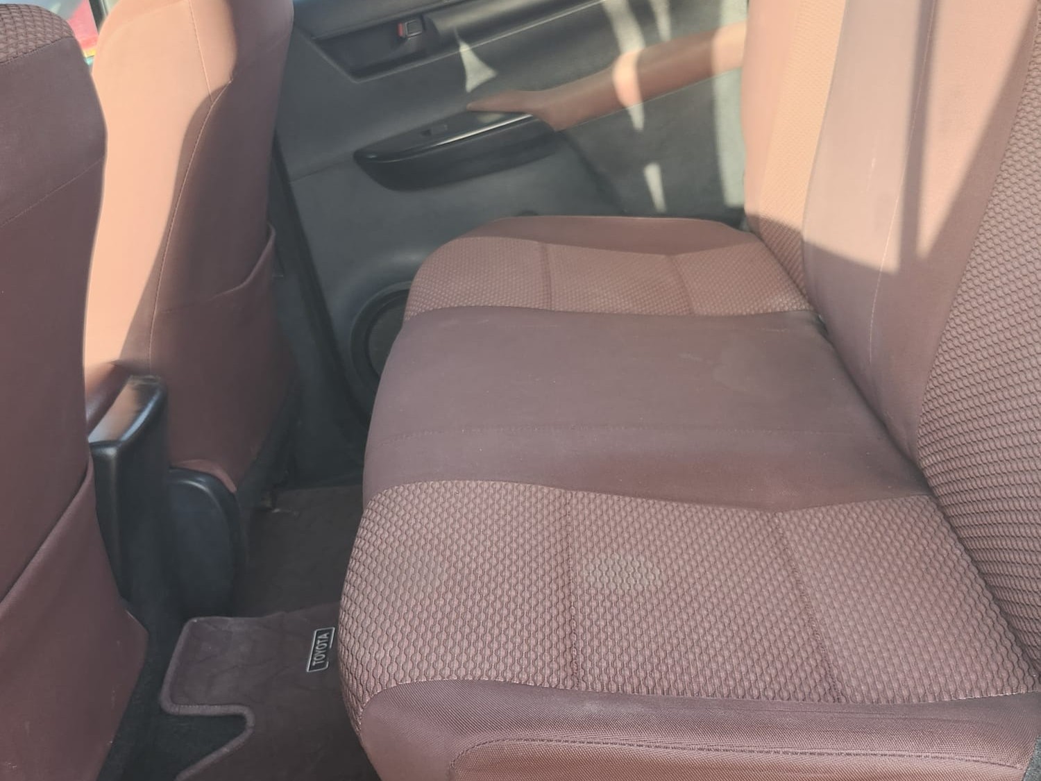 Toyota Hilux 2.7 2021 - Image 3