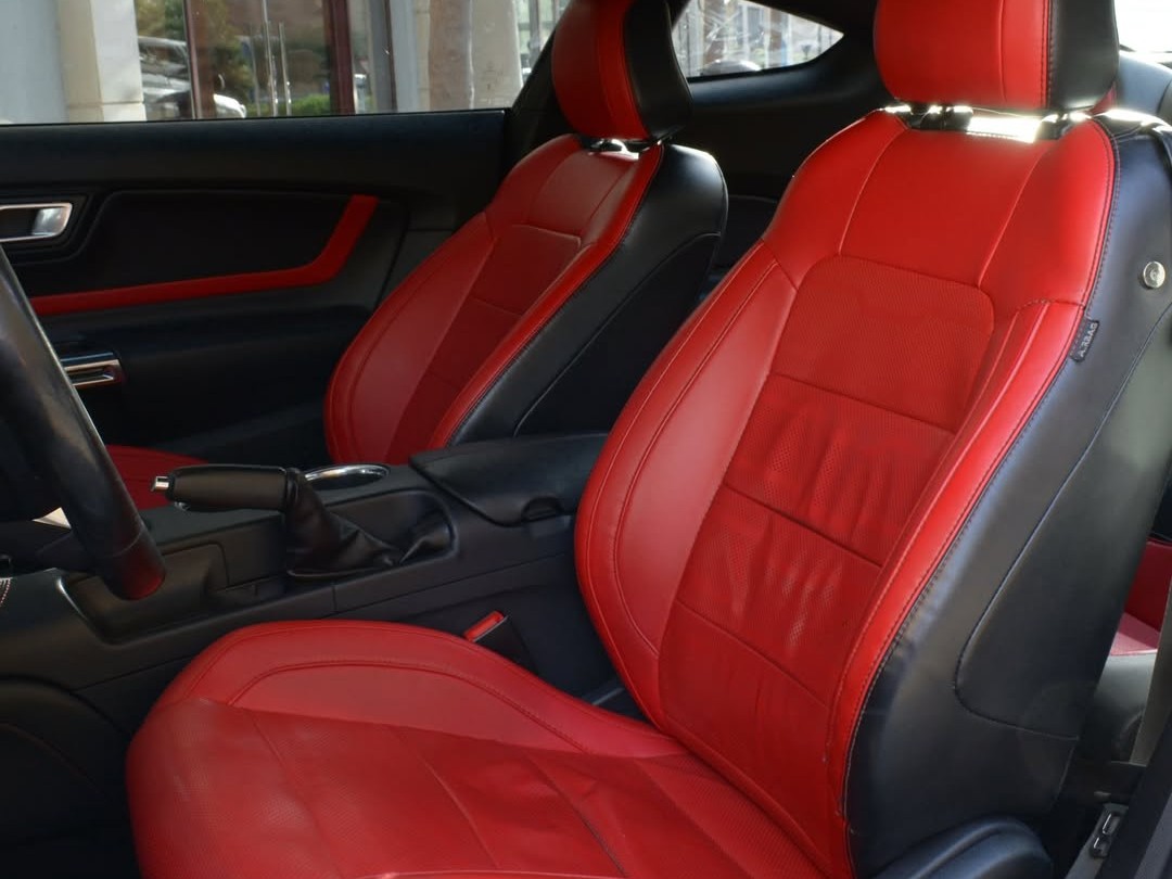Ford Mustang Ecoboost 2019 - Image 4