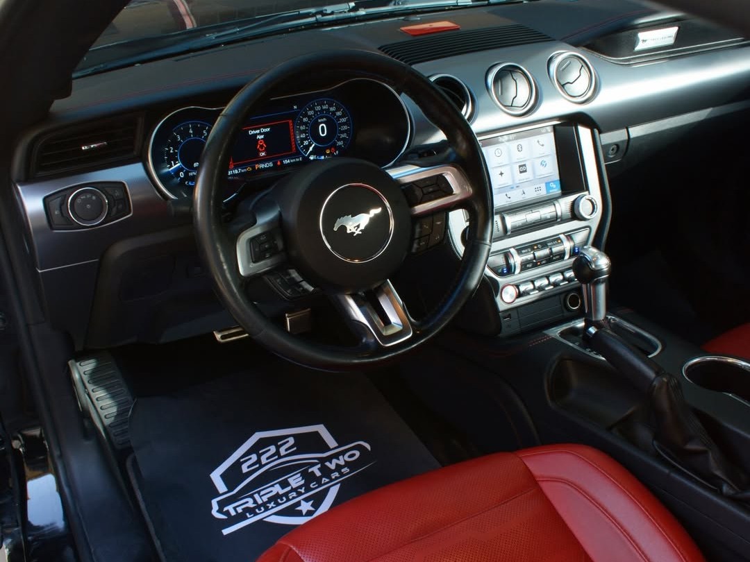 Ford Mustang Ecoboost 2019 - Image 2
