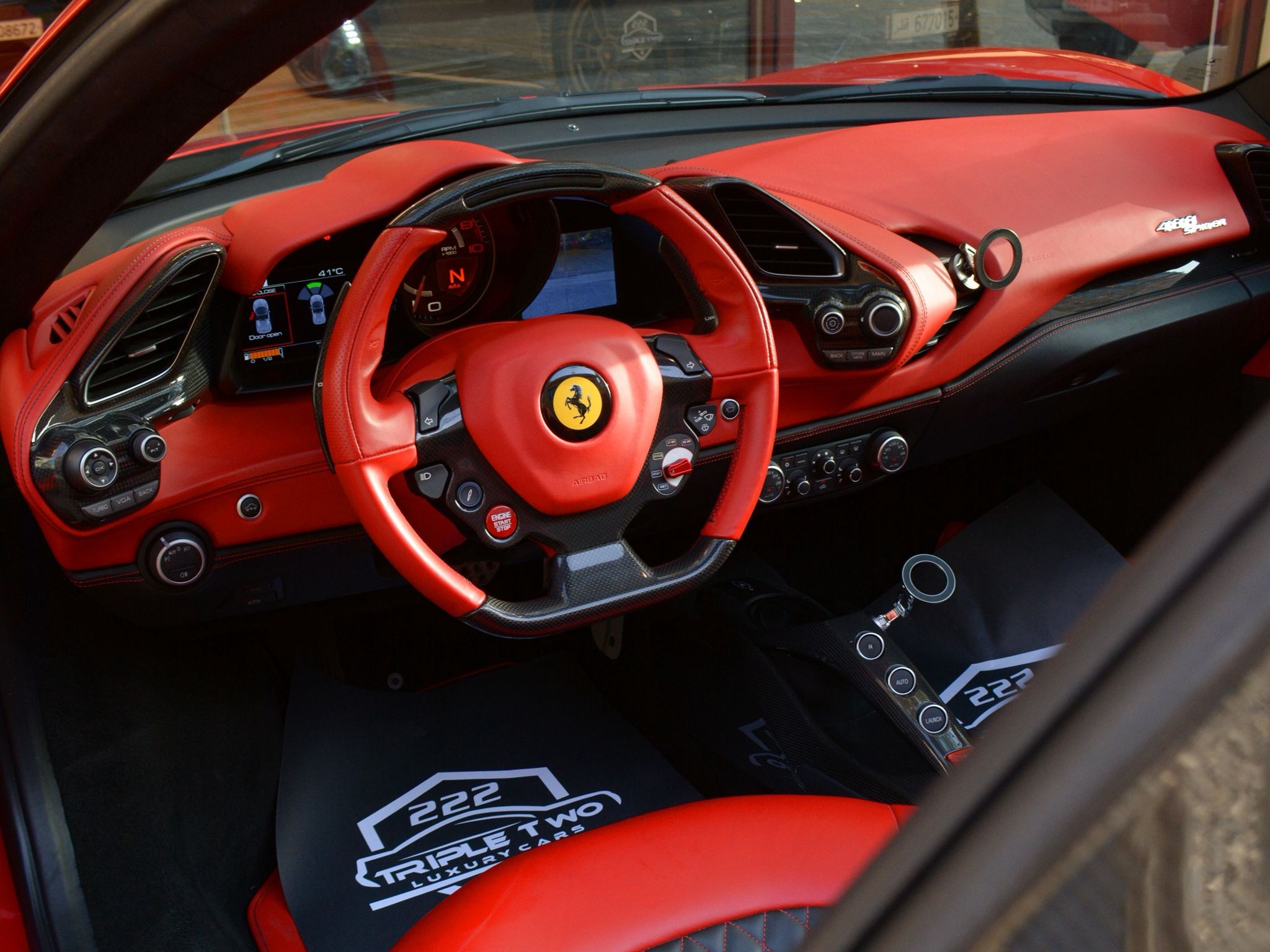 Ferrari 488 Spider 2019 - Image 2