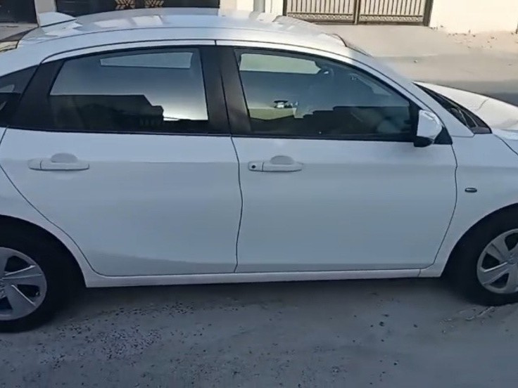 Toyota Yaris 2023 - Image 3