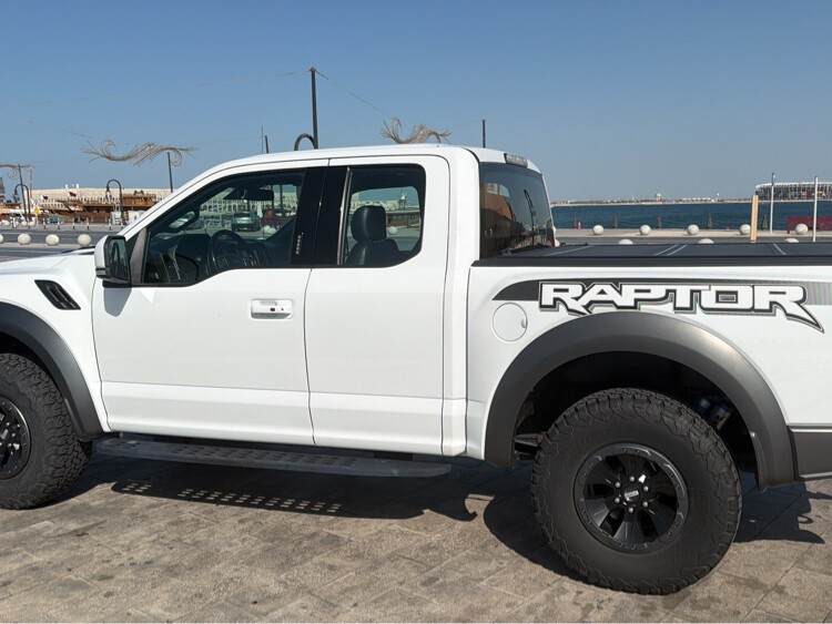 Ford Raptor f 150 2018 - Image 3