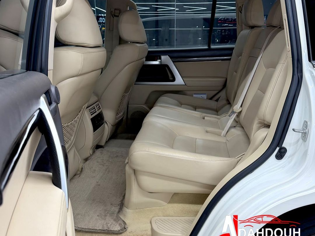Toyota Land Cruiser VX.R 2017 - Image 4