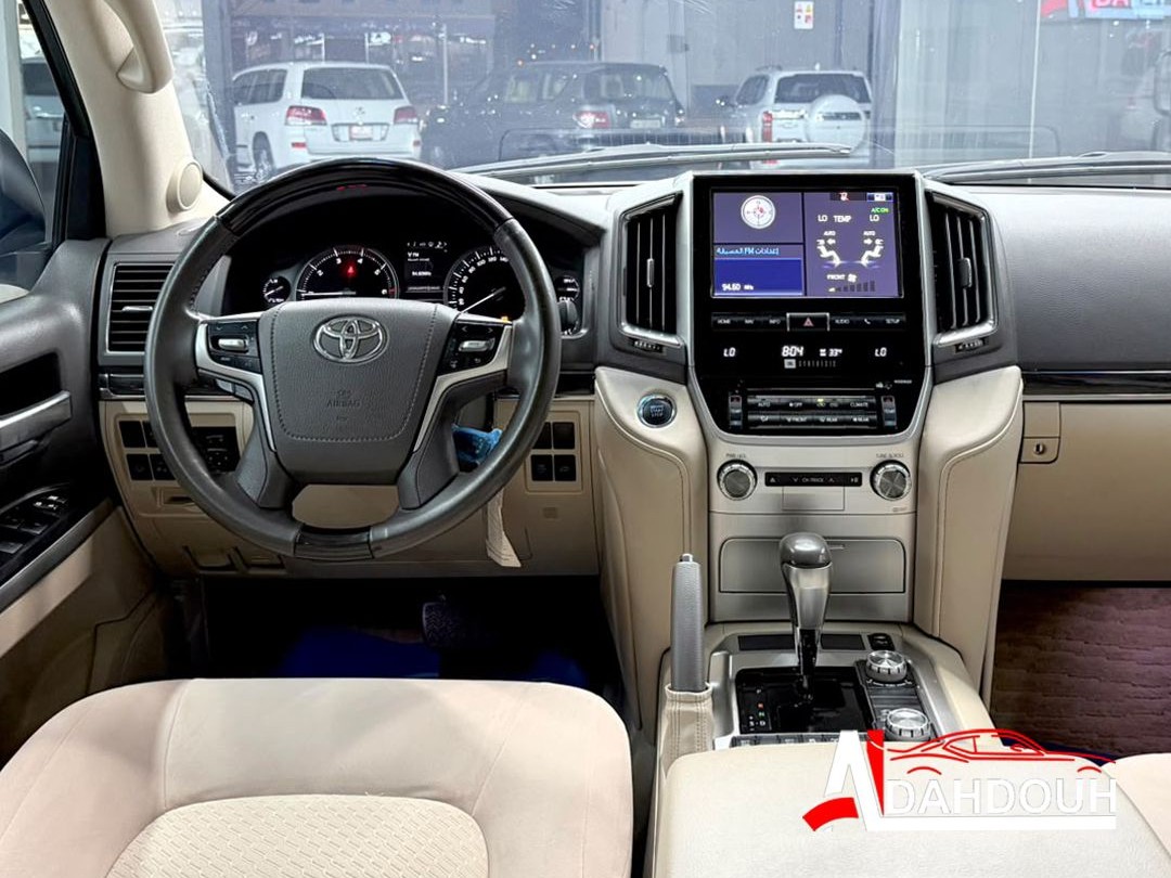 Toyota Land Cruiser VX.R 2019 - Image 3