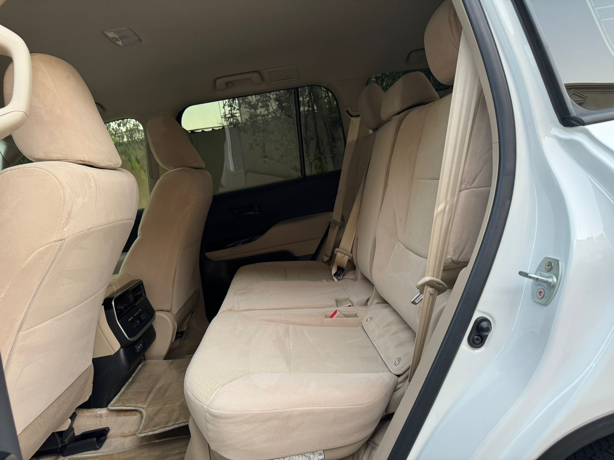 Toyota Land Cruiser GX.R 2024 - Image 2
