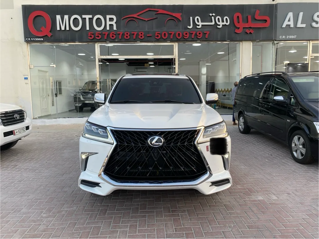 Lexus LX 570 S 2016