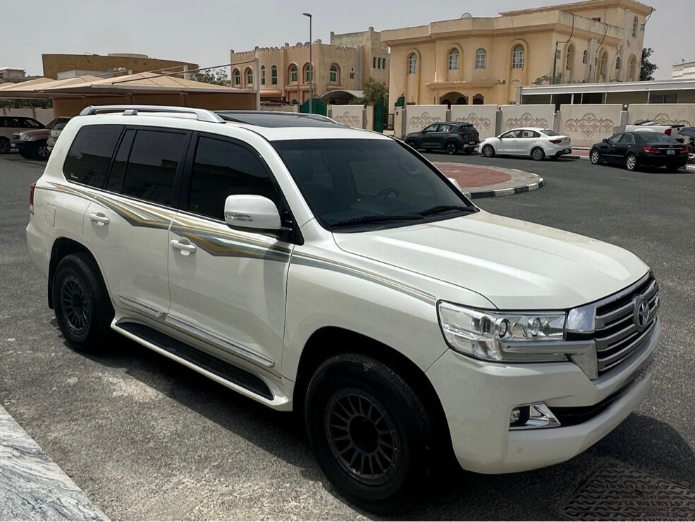 Toyota Land Cruiser VX.R 2016 - Image 1