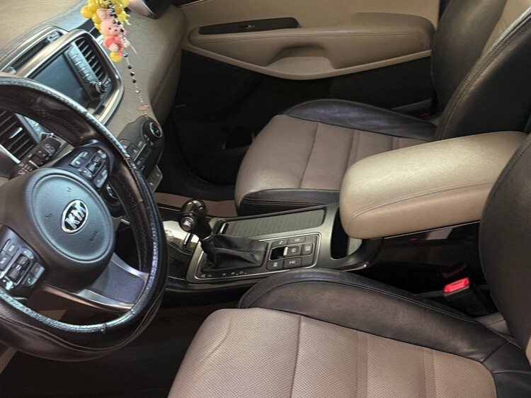 Kia Sorento 2015 - Image 4