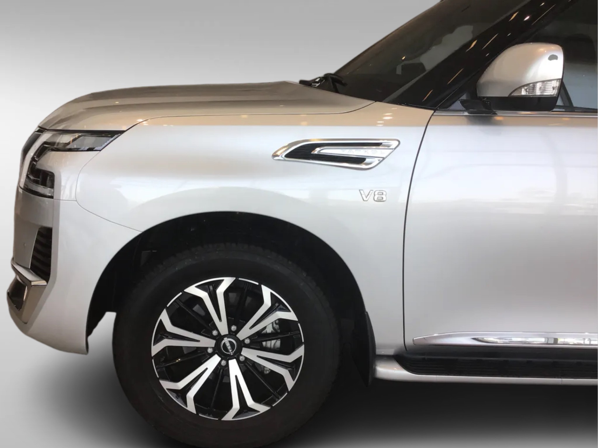 Nissan Patrol Titanium 2023 - Image 3