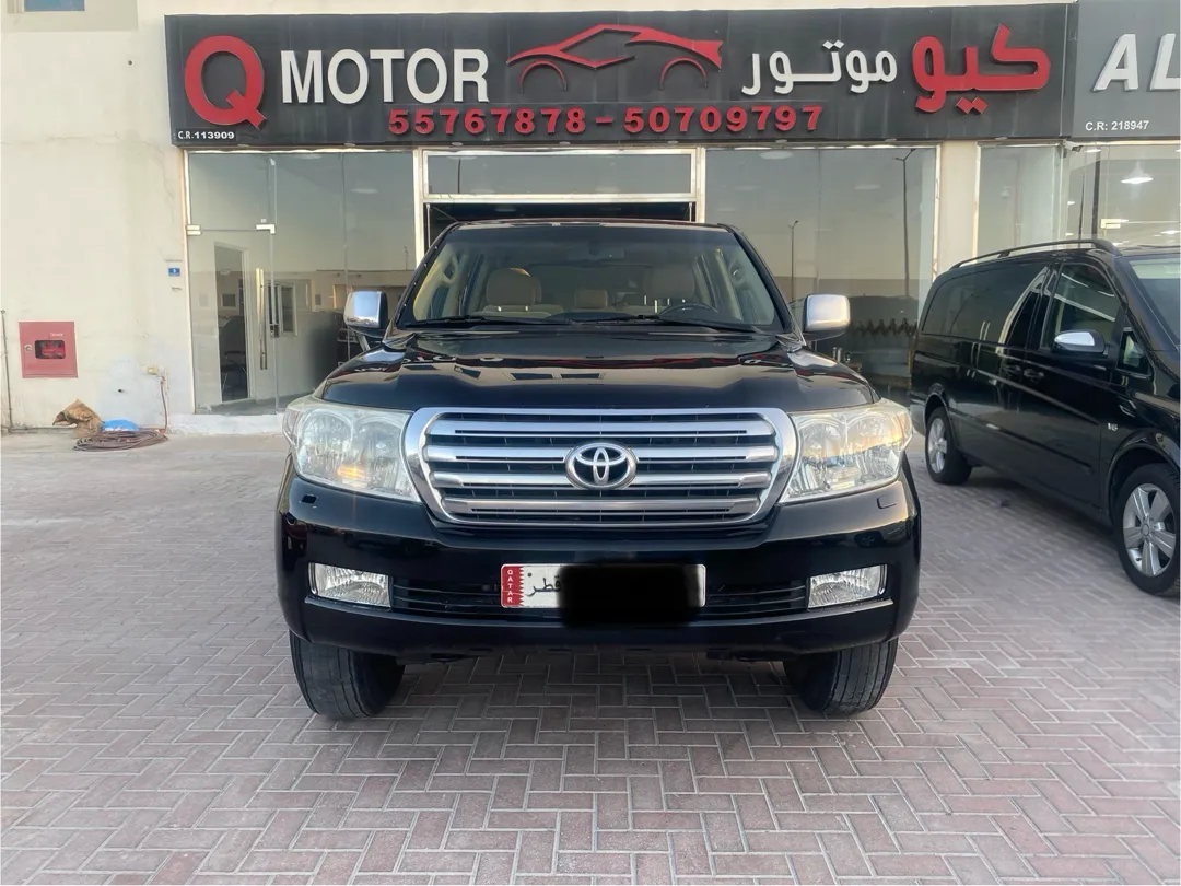 Toyota Land Cruiser GXR v8 2008 - Image 3