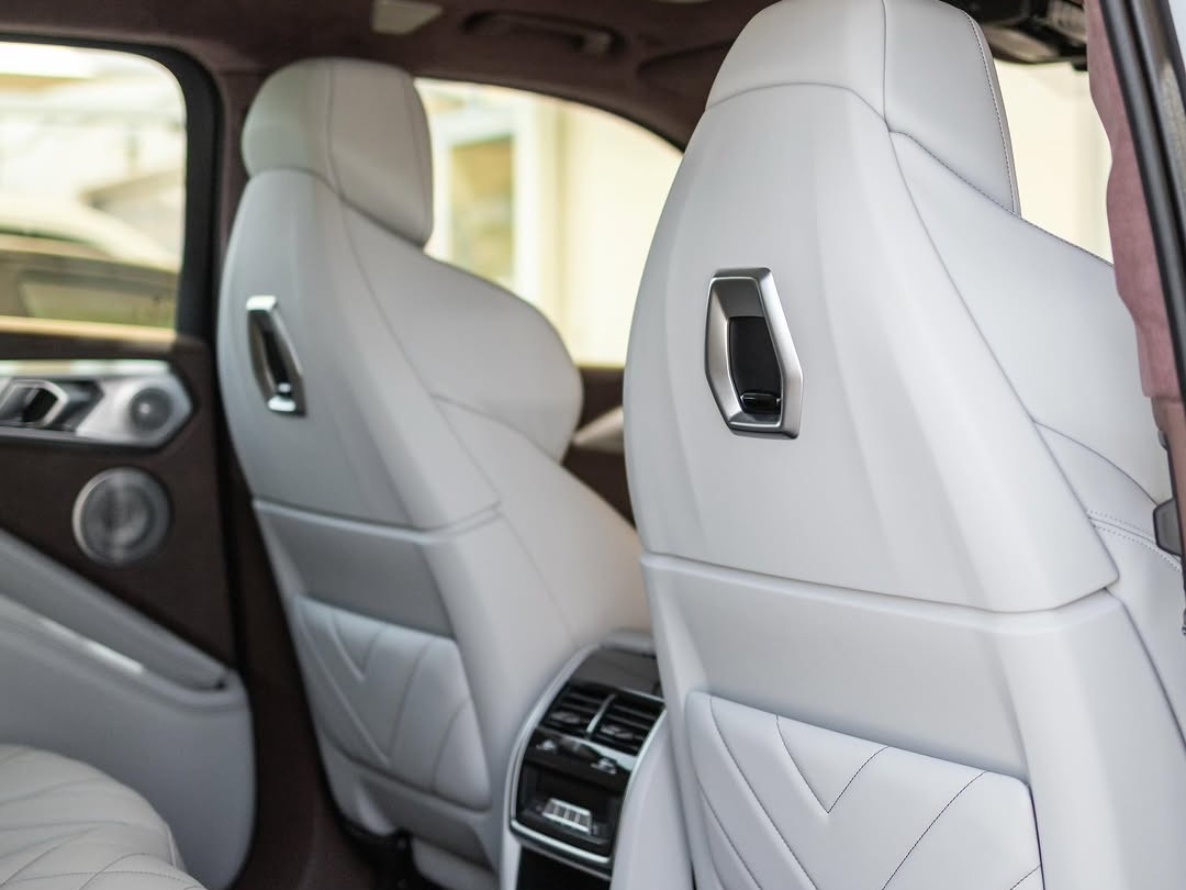 BMW XM 2023 - Image 4