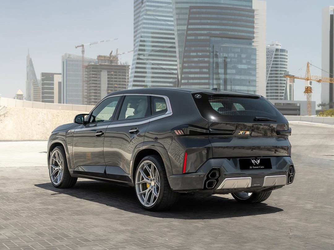 BMW XM 2023 - Image 3