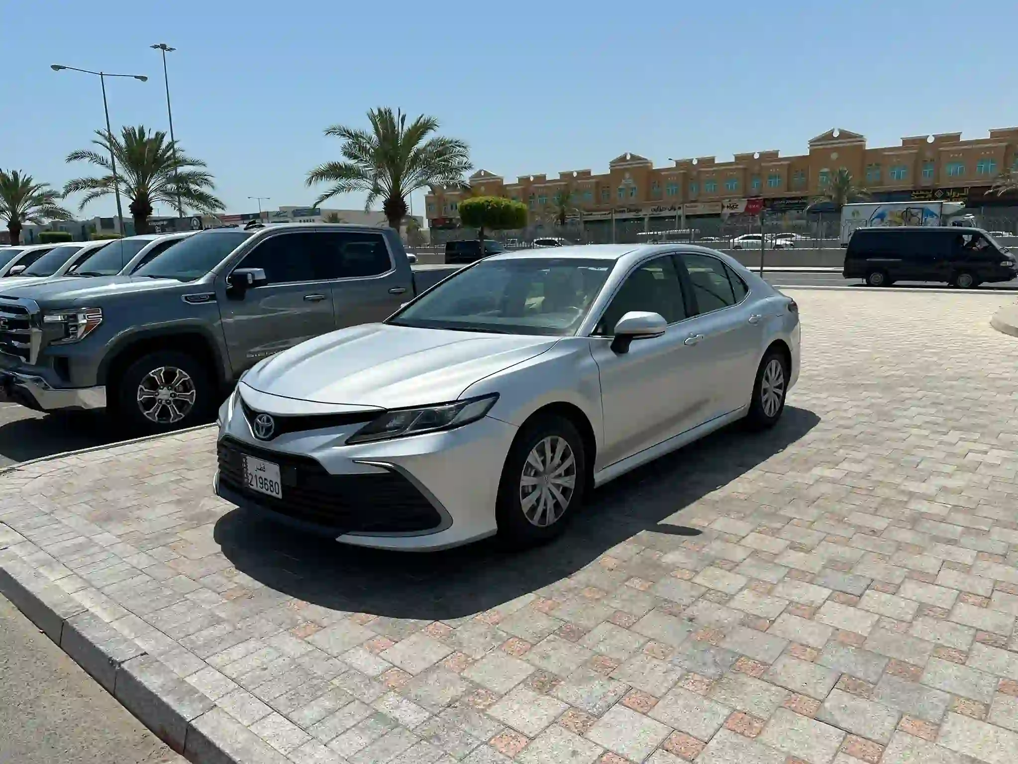 Toyota Camry HYBRID 2022