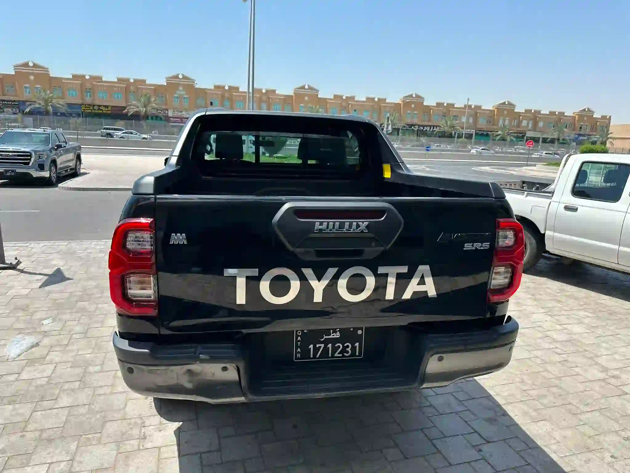 Toyota Hilux SR5 2021 - Image 3