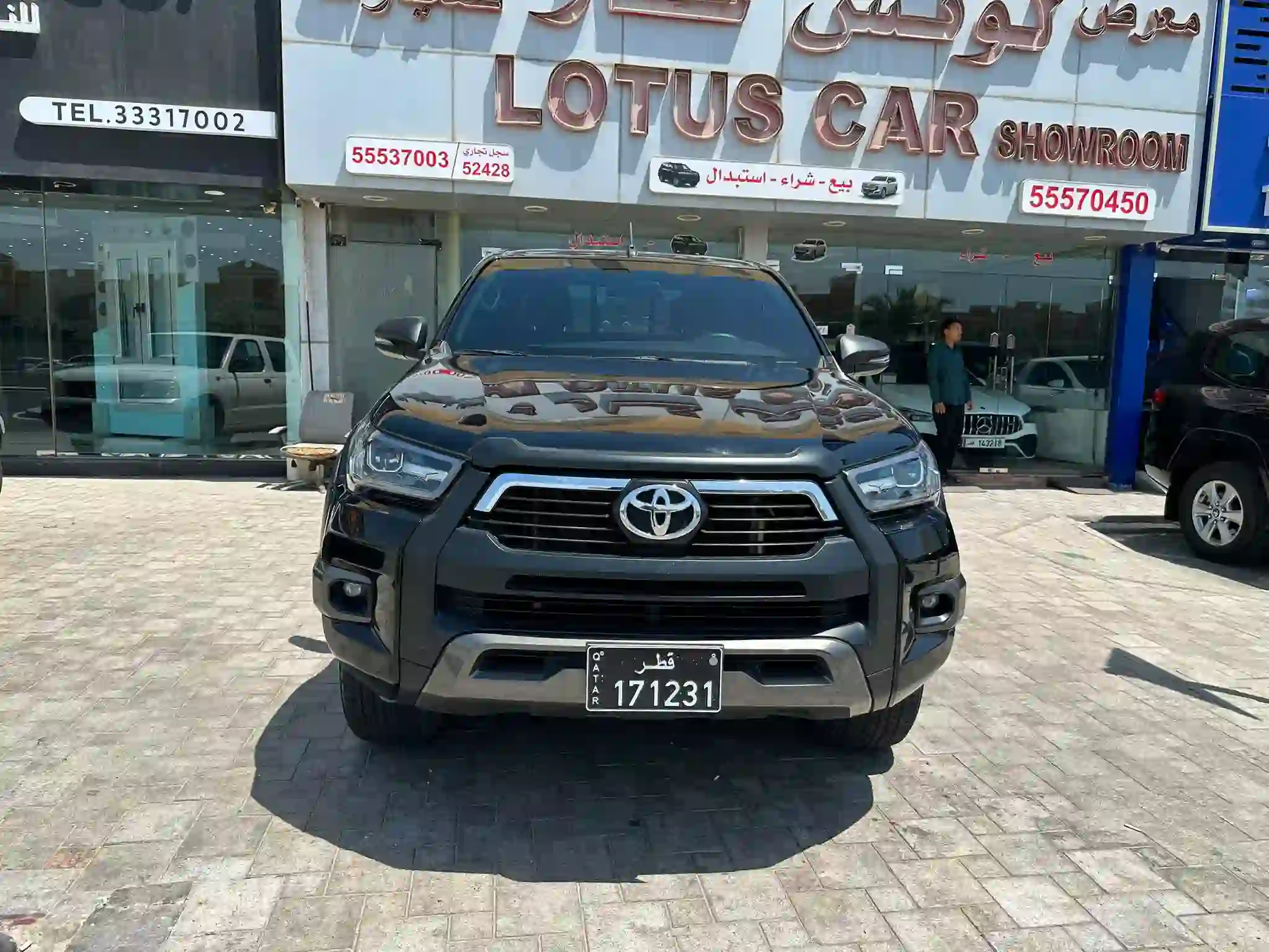 Toyota Hilux SR5 2021 - Image 2