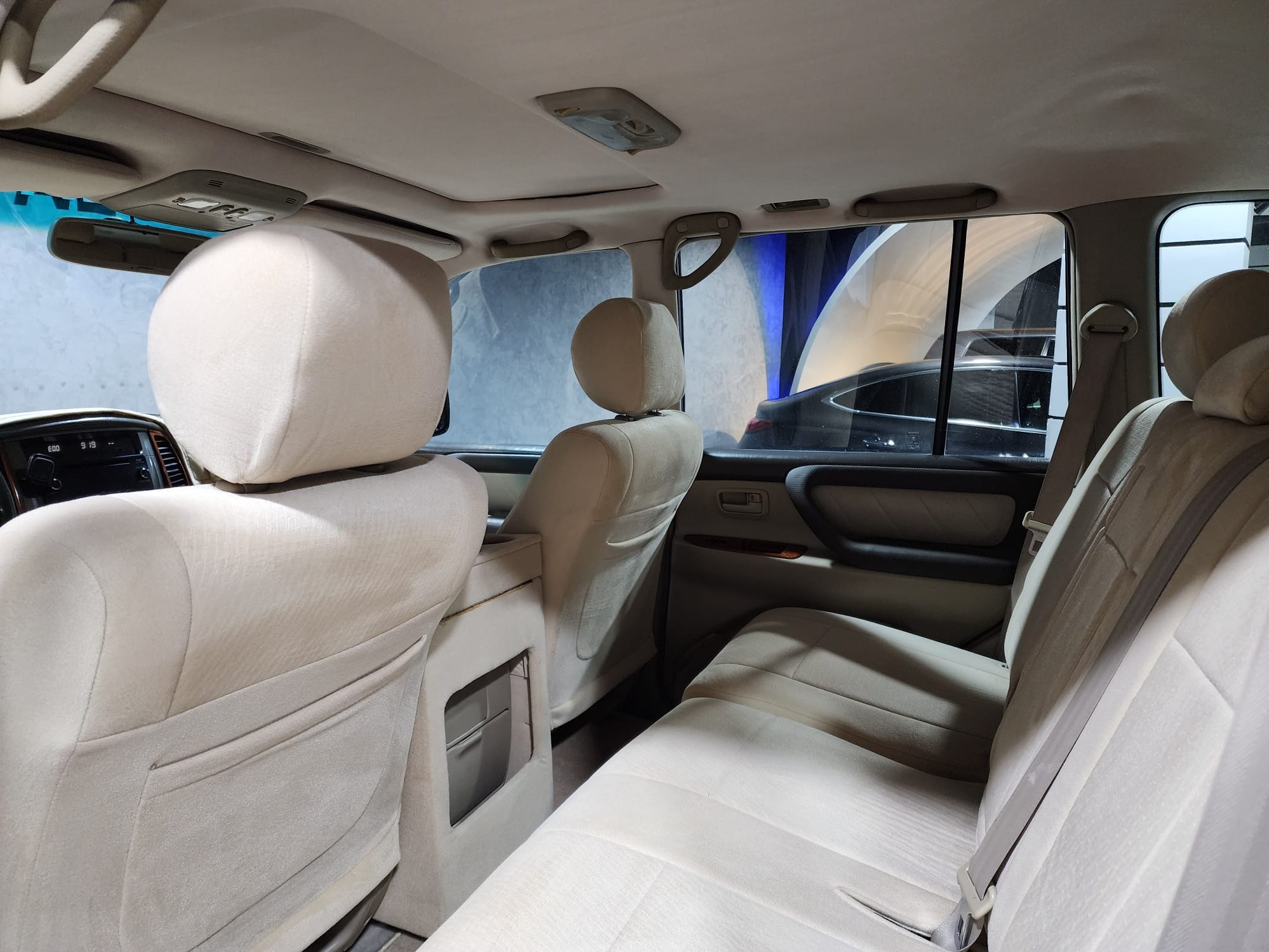 Toyota Land Cruiser VX.R 2011 - Image 4