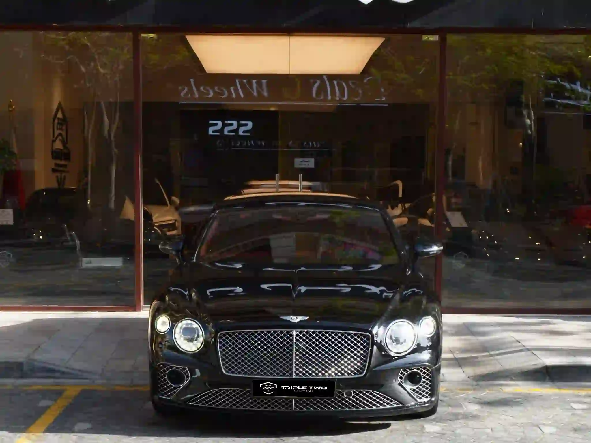 Bentley Continental GT 2019 - Image 2