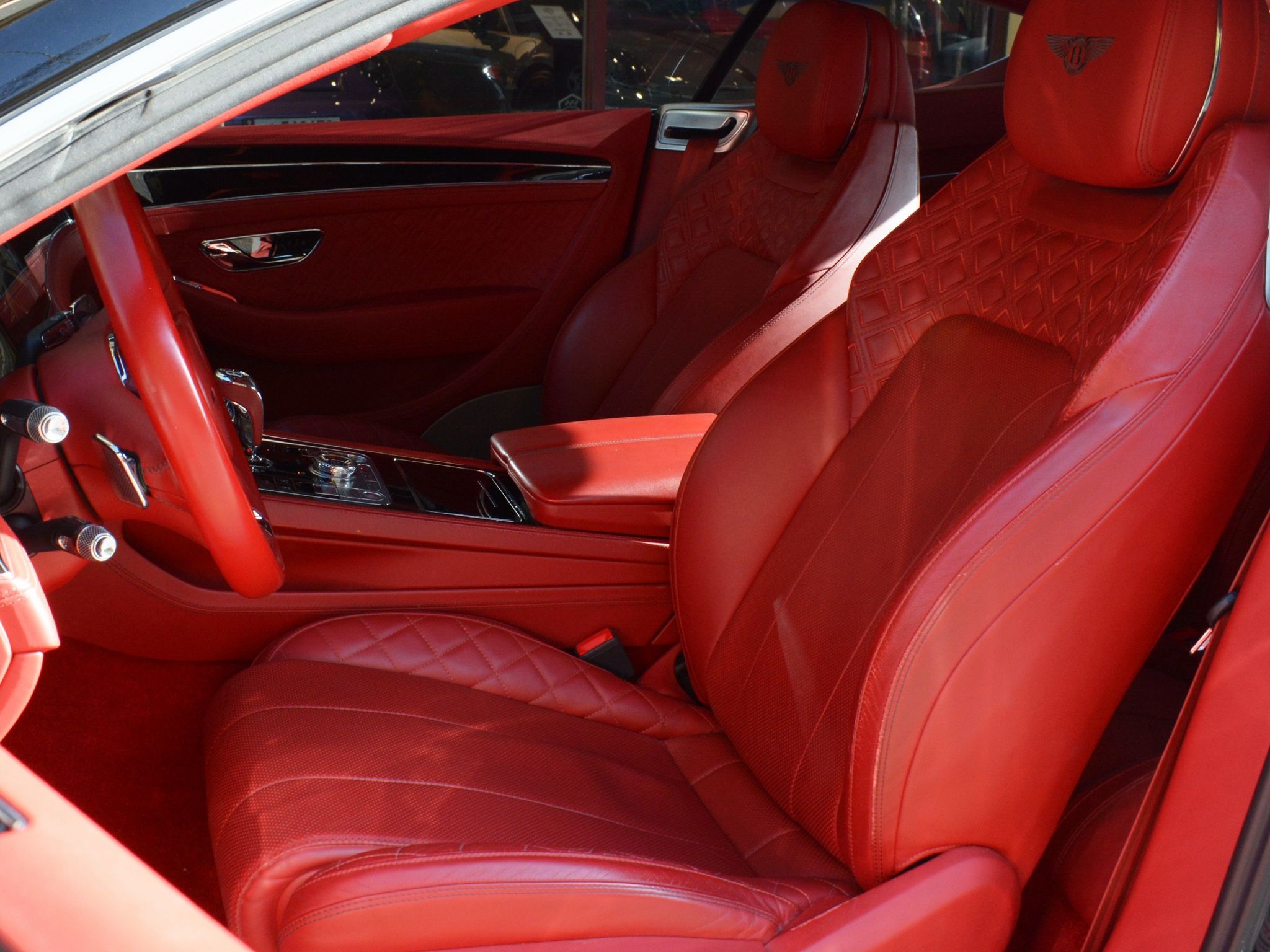Bentley Continental GT 2019 - Image 3