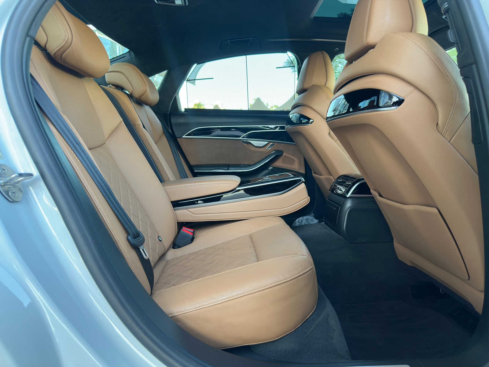 Audi s8 2020 - Image 3
