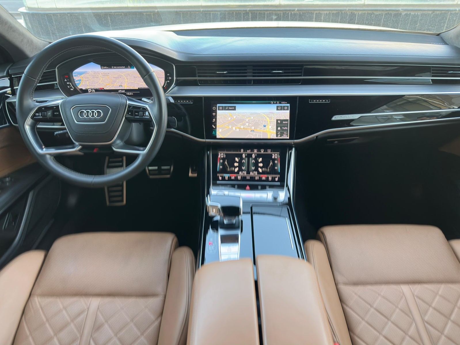 Audi s8 2020 - Image 2