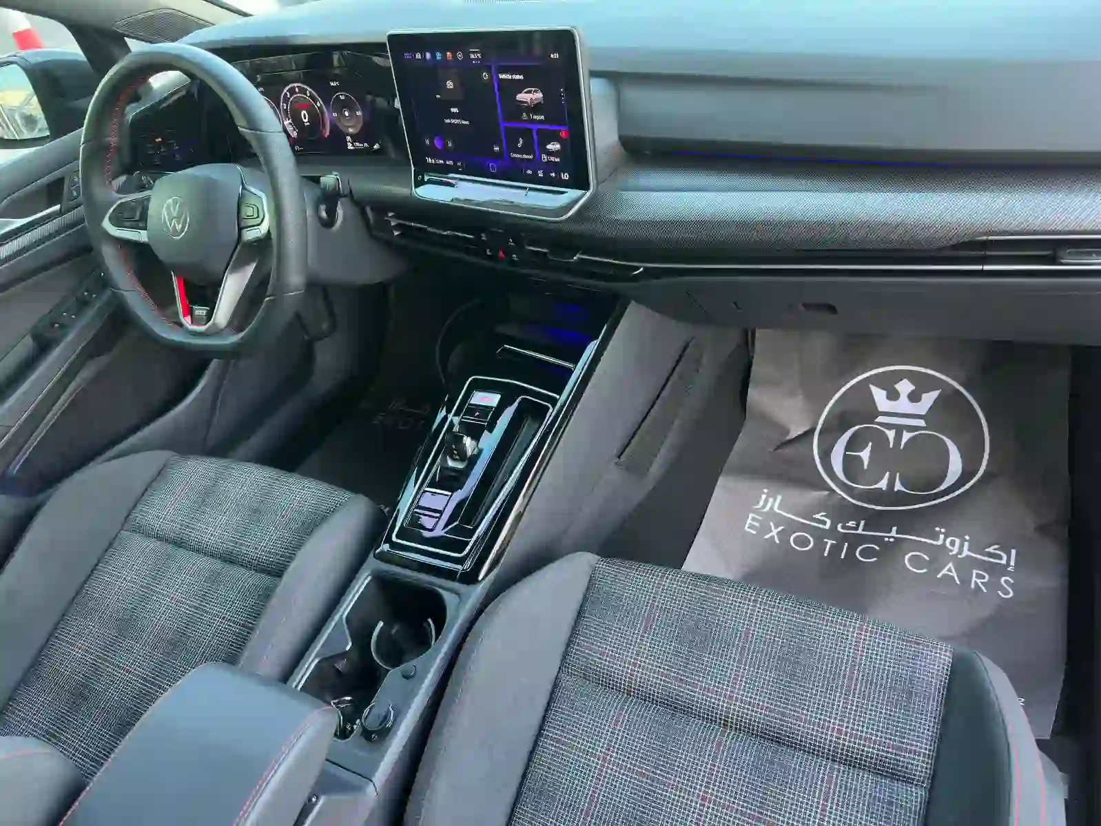 Volkswagen Golf GTI 2025 - Image 3