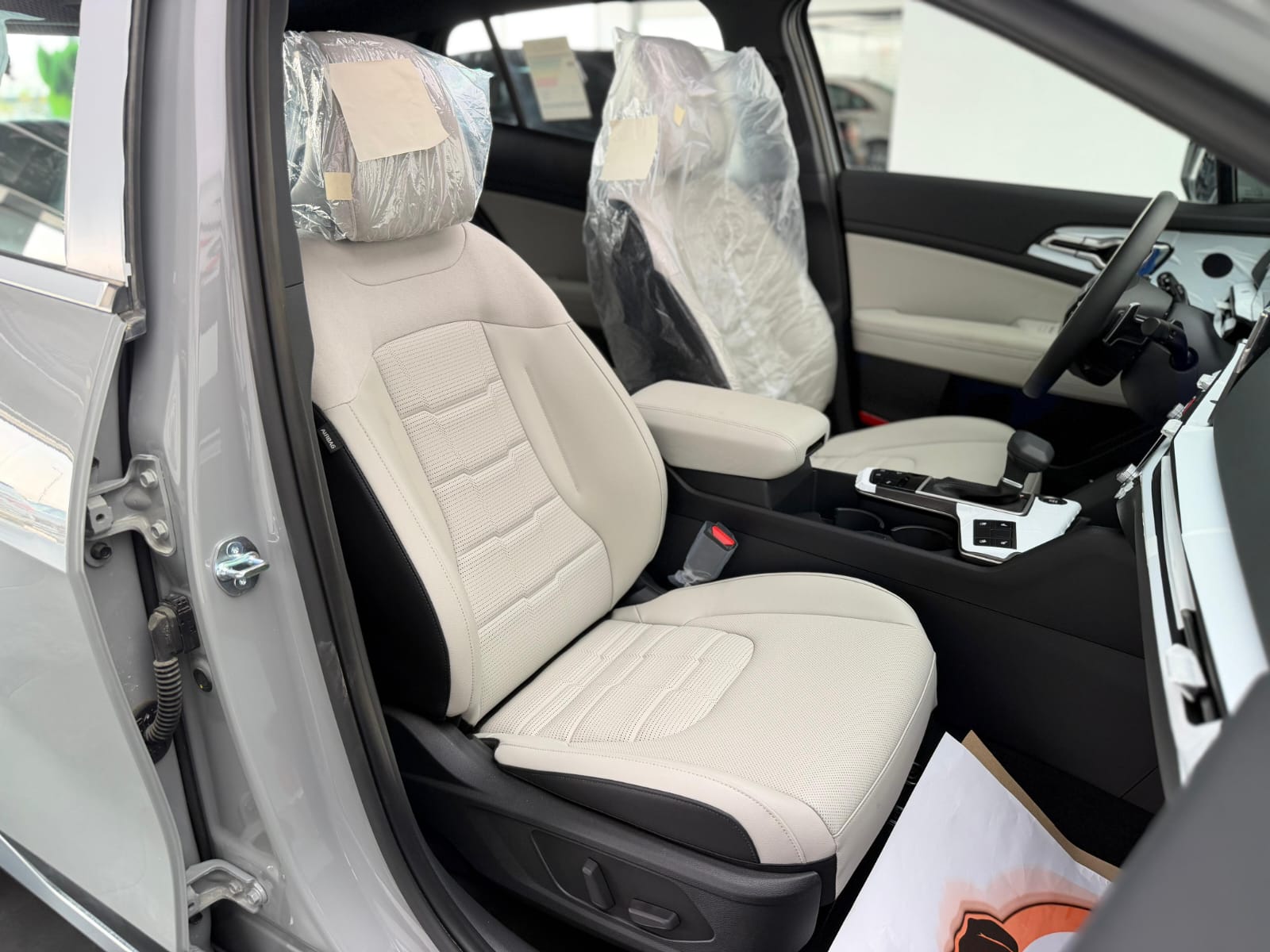 Kia Sportage 2.0L turbo 2026 - Image 3