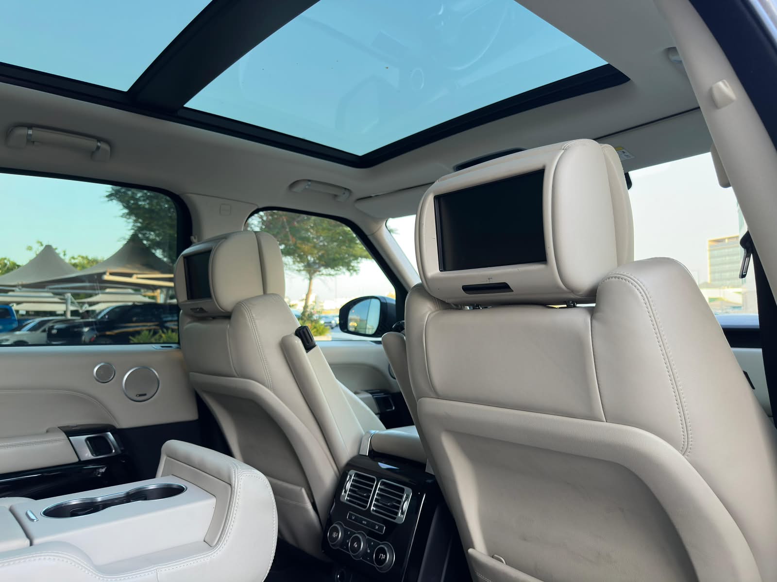 Land Rover Range Rover HSE 2016 - Image 2