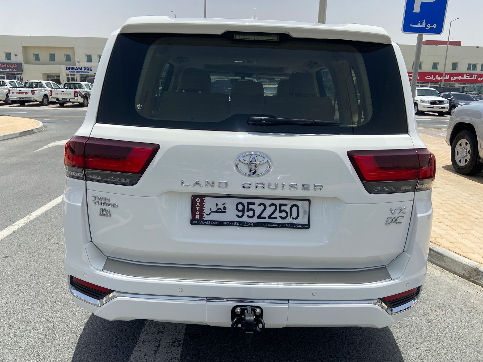Toyota Land Cruiser VX 2023 - Image 4